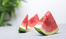 梦见吃月瓜,揭秘吃月瓜的神秘寓意