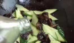 刺瓜木耳怎么炒着吃