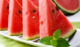 极品少箩皇吃瓜,吃瓜群众眼中的宫廷风云