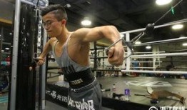 健美冠军吃瓜,揭秘健身背后的趣味生活