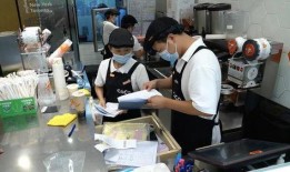 潍坊员工吃瓜事件视频