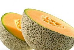 泡澡可以吃哈密瓜,享受双重愉悦的放松体验