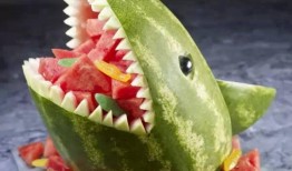 裴茗吃瓜,揭秘娱乐圈背后的那些事儿