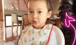 小呆呆吃瓜,小呆呆的瓜田奇遇记