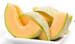 吃哈密瓜催奶,天然催奶美食之旅