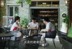 武汉路人吃瓜,路人围观“吃瓜”现场，一幕幕趣味横生