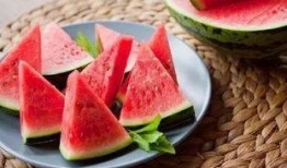 立盐盐吃瓜,揭秘盐与瓜的奇妙搭配之旅