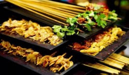 杀手串串吃瓜,吃瓜群众的美食探秘之旅